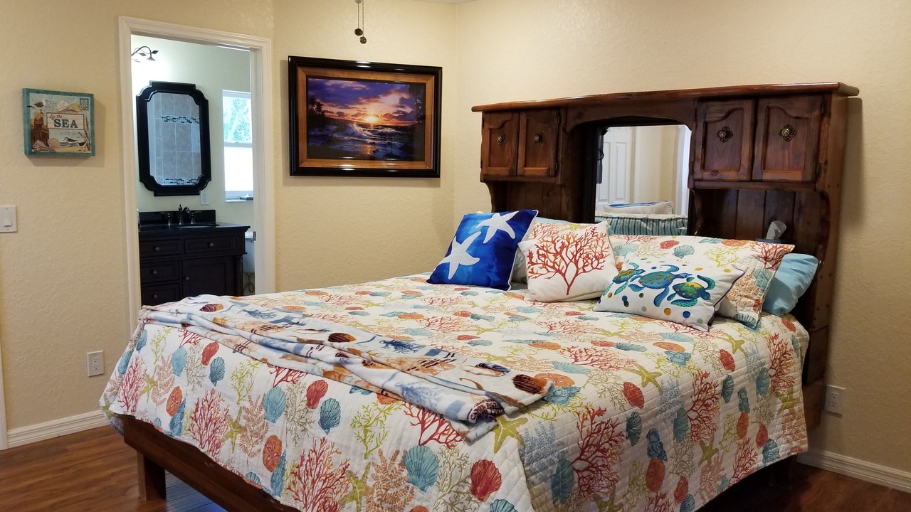Photo of Bedroom in Homosassa