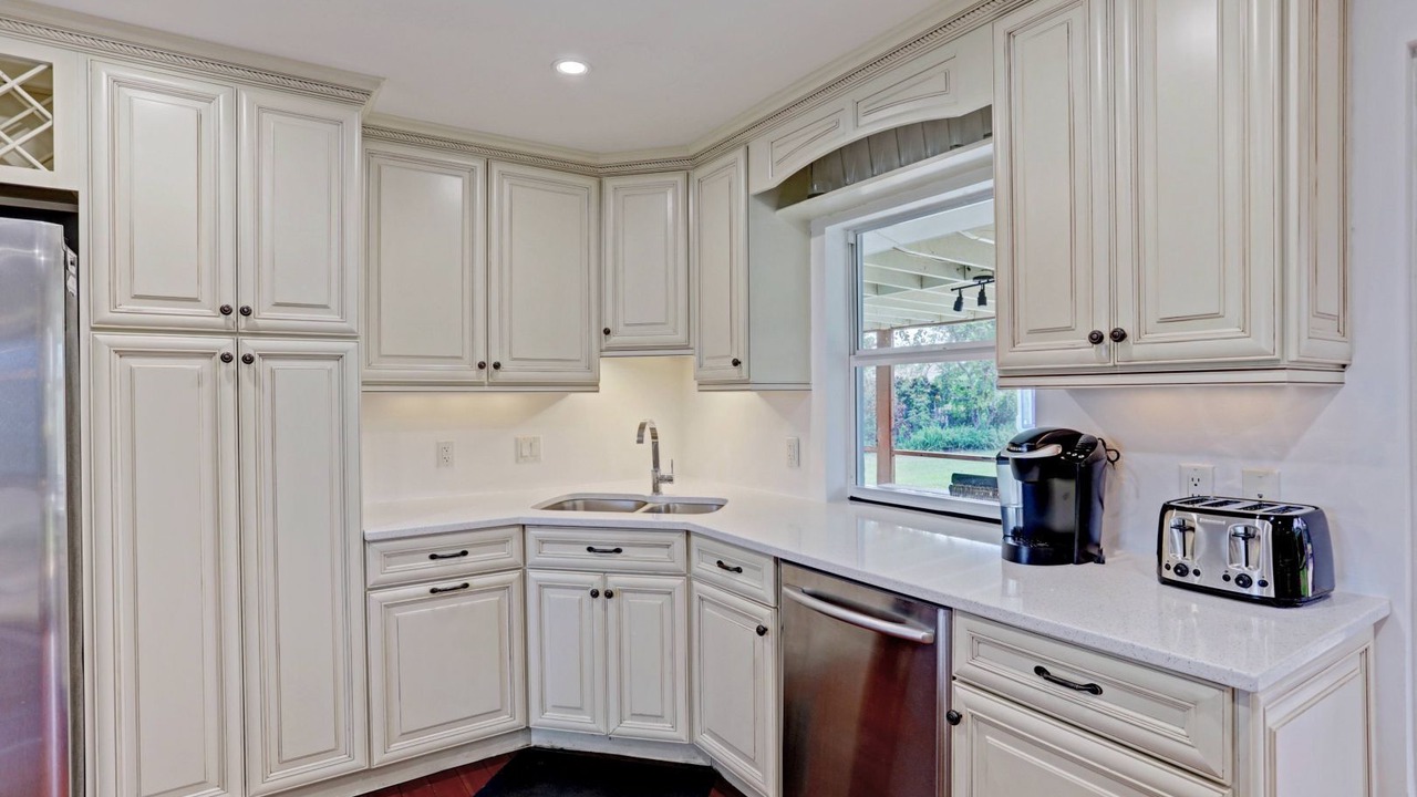 Photo of Kitchen in Lake Clarke Shores