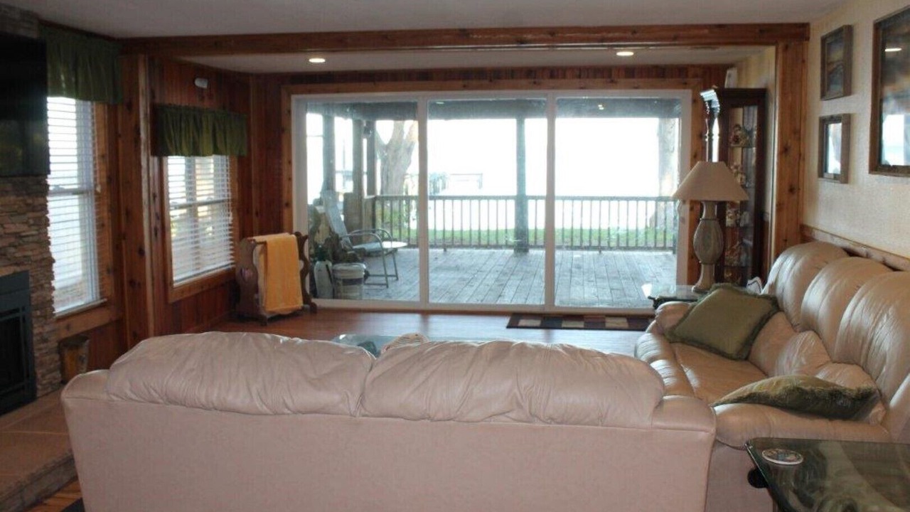 Photo of Livingroom in Palatka