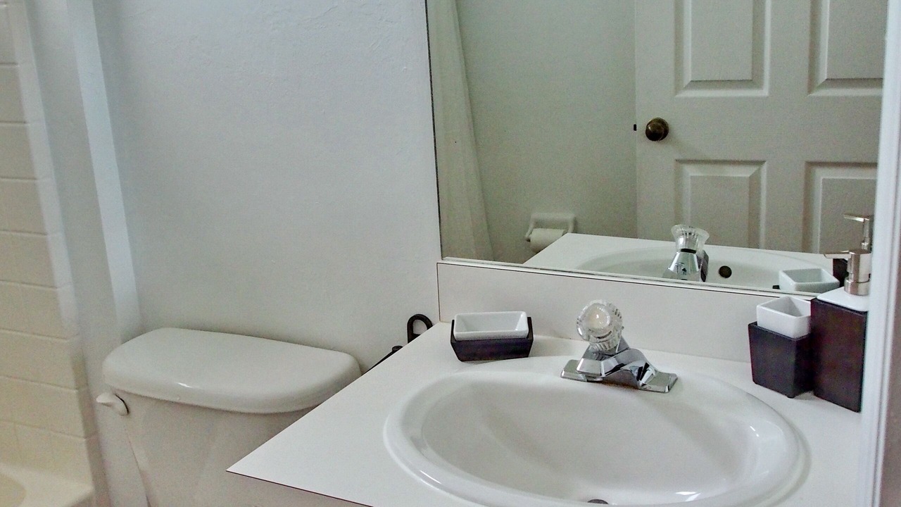 Photo of Bathroom in Beachwalk Isles