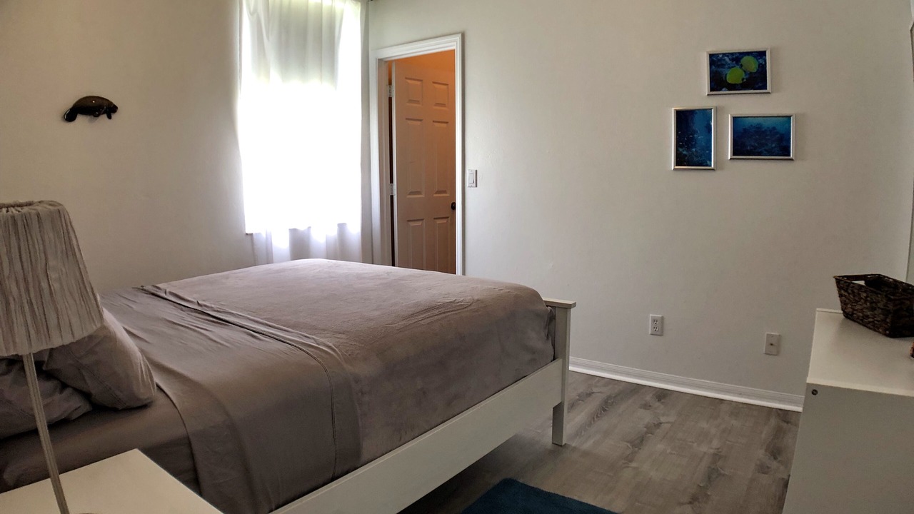 Photo of Bedroom in Beachwalk Isles