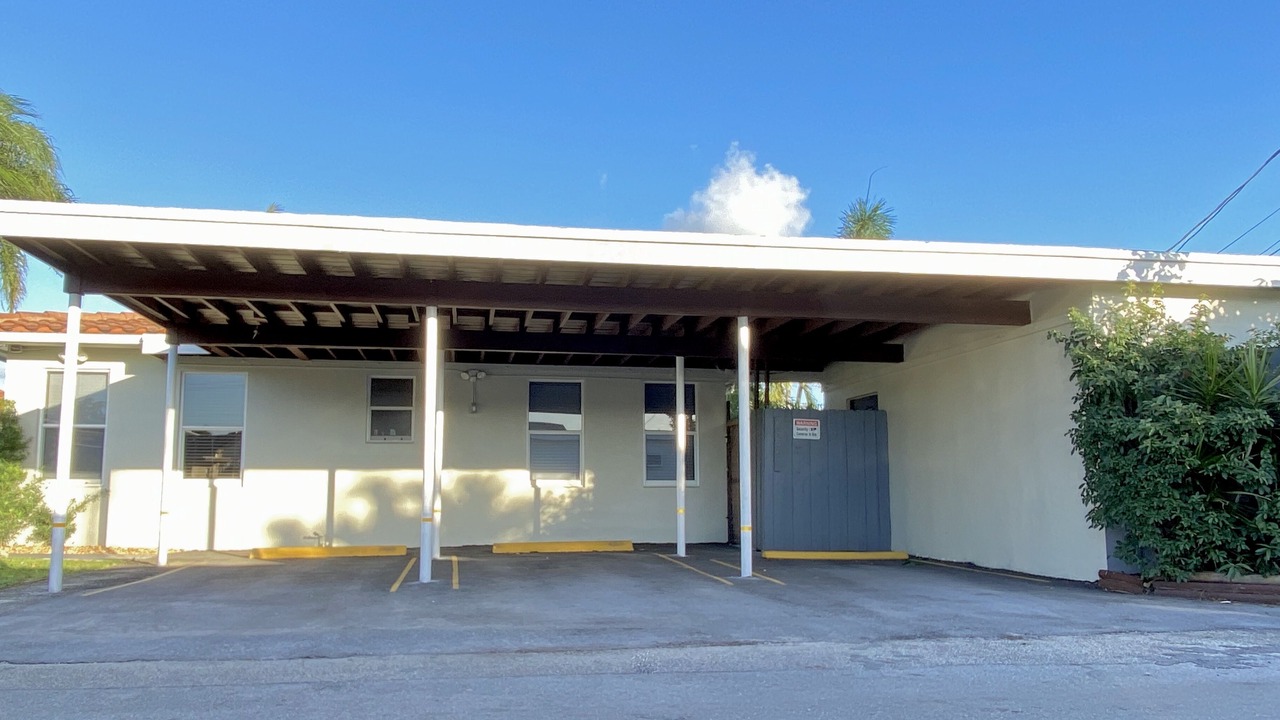 Photo of Outdoor in Royal Poinciana