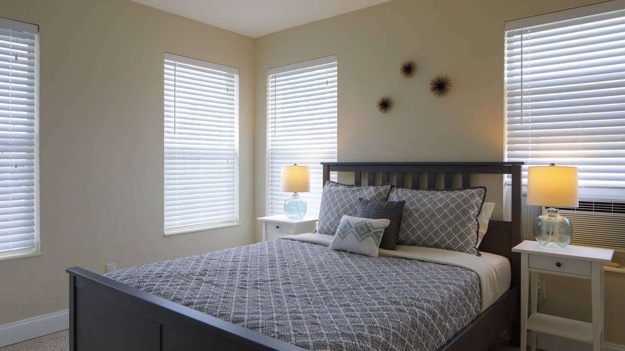 Photo of Bedroom in Royal Poinciana