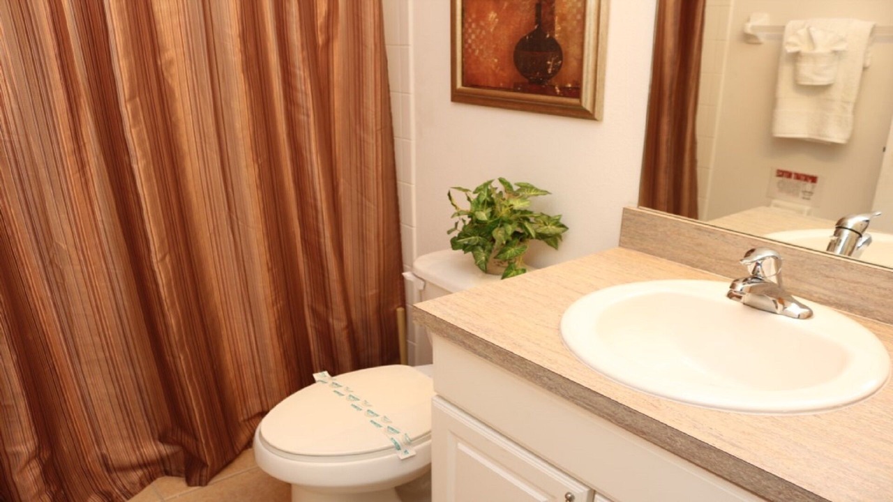 Photo of Bathroom in Highgate Park