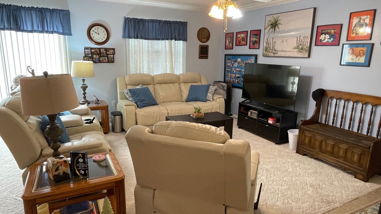 Photo of Livingroom in Lady Lake