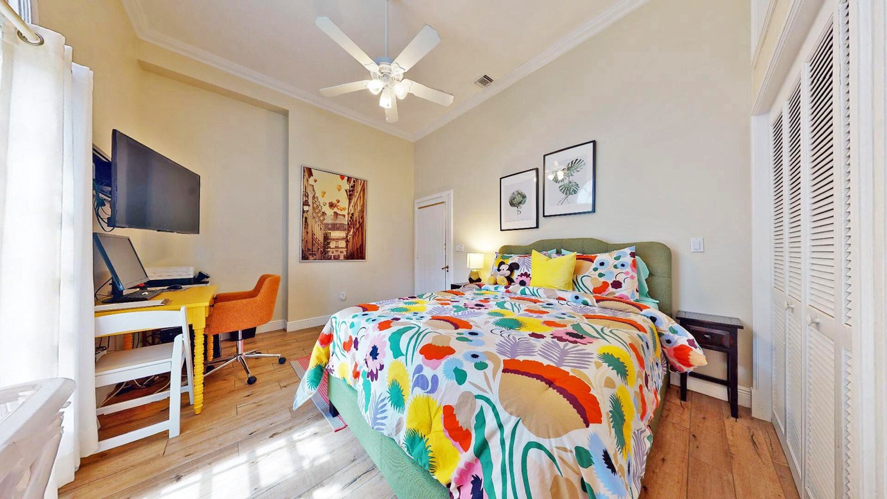 Photo of Bedroom in Homestead