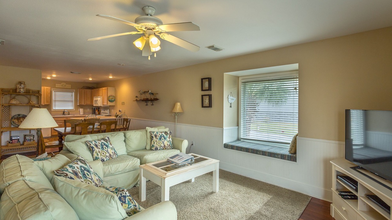Photo of Livingroom in Port St. Joe
