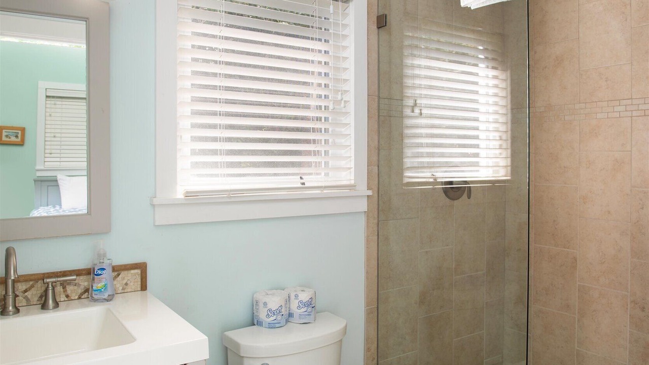 Photo of Bathroom in Historic Seaport