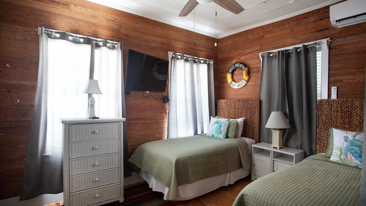 Photo of Bedroom in Historic Seaport