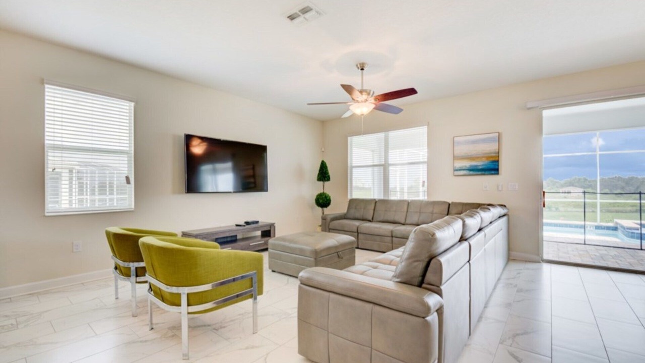 Photo of Livingroom in Davenport