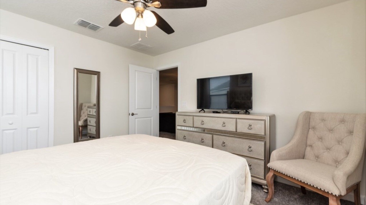 Photo of Bedroom in Davenport