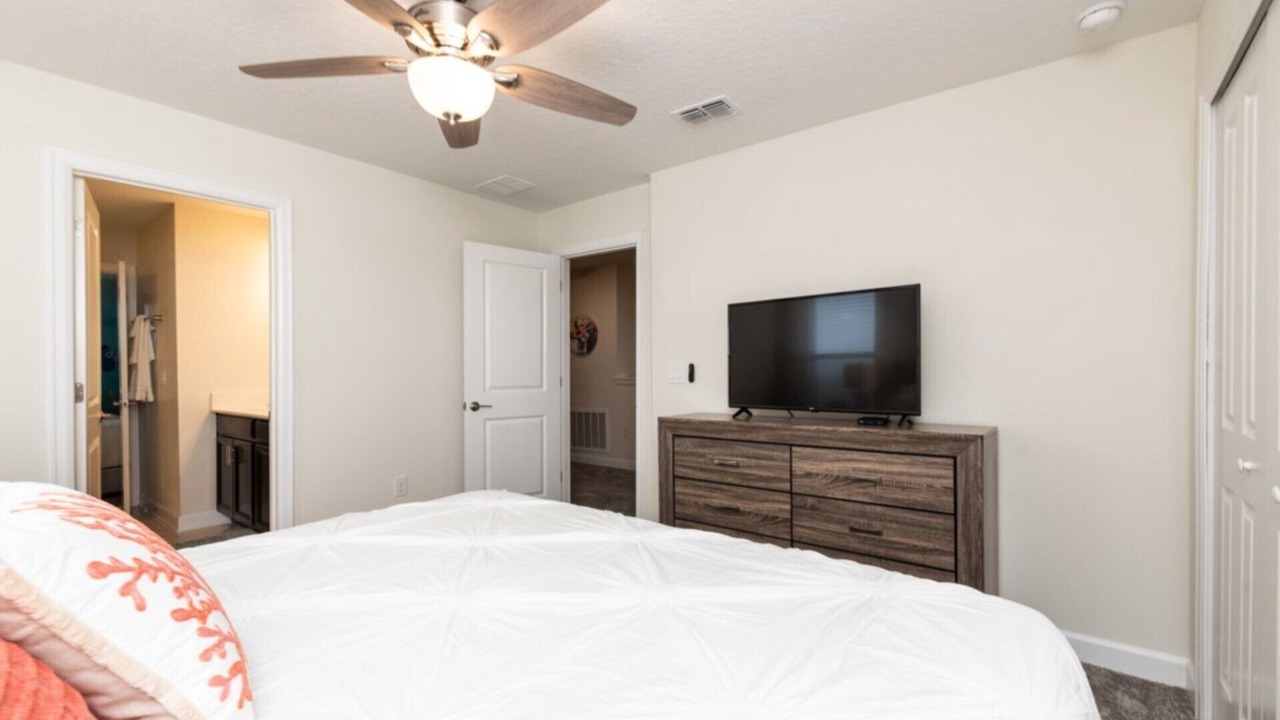 Photo of Bedroom in Davenport