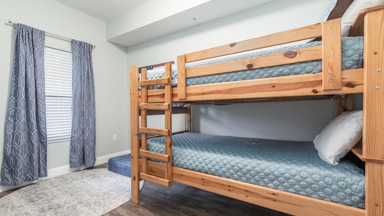 Photo of Bedroom in Navarre Beach