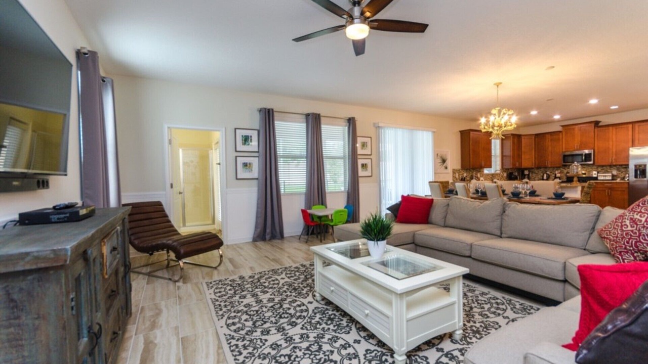 Photo of Livingroom in Davenport