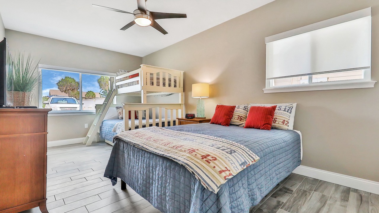 Photo of Bedroom in Ocean View Halifax Estates