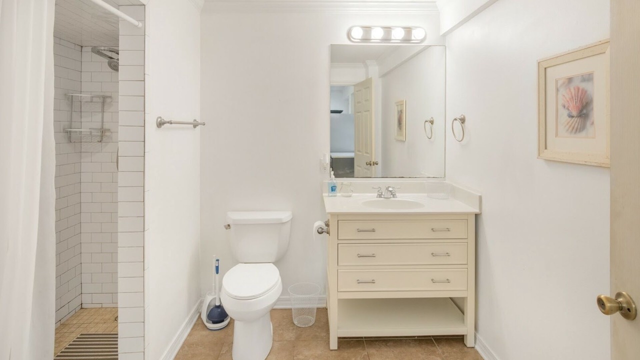 Photo of Bathroom in Surf Side Shores