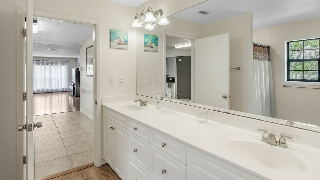 Photo of Bathroom in Surf Side Shores