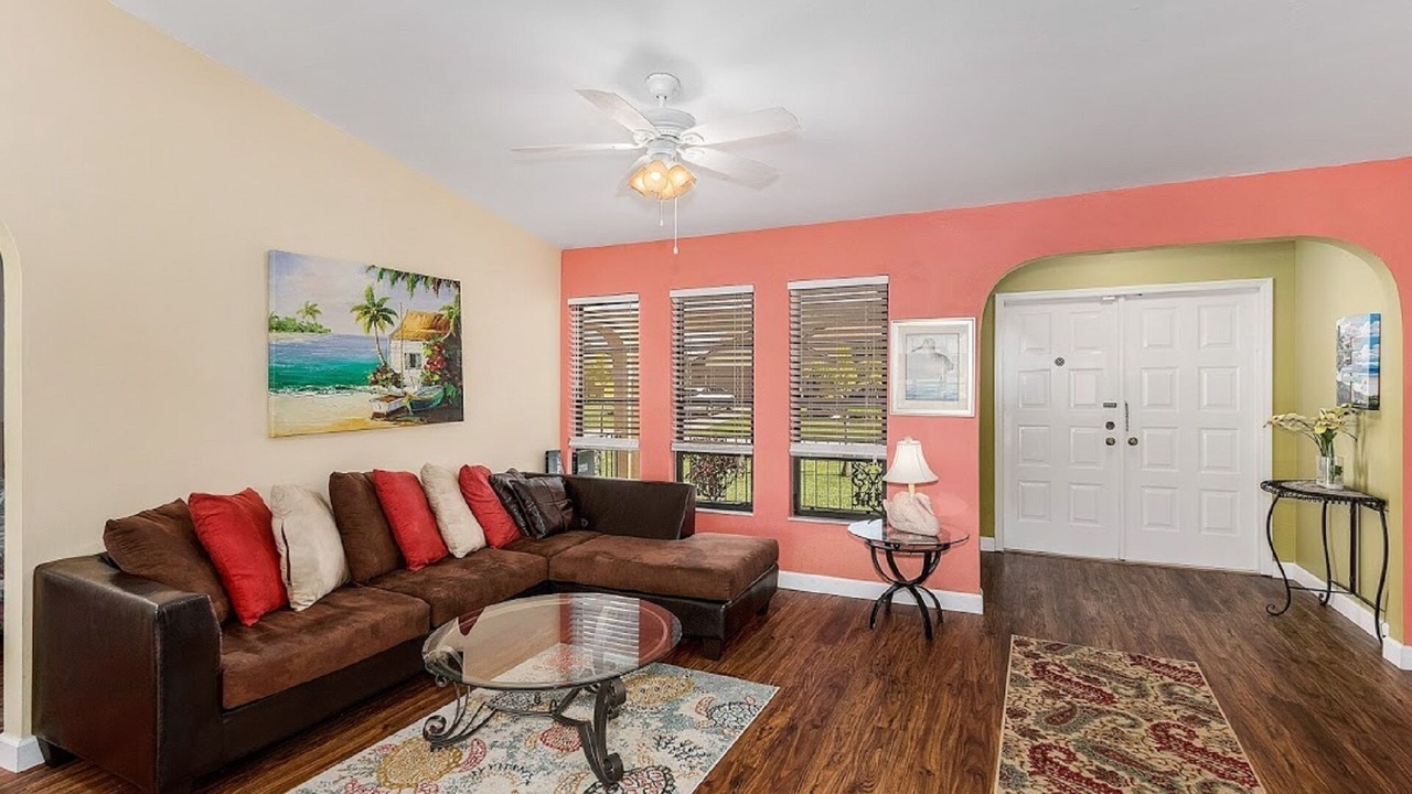 Photo of Livingroom in Fort Myers