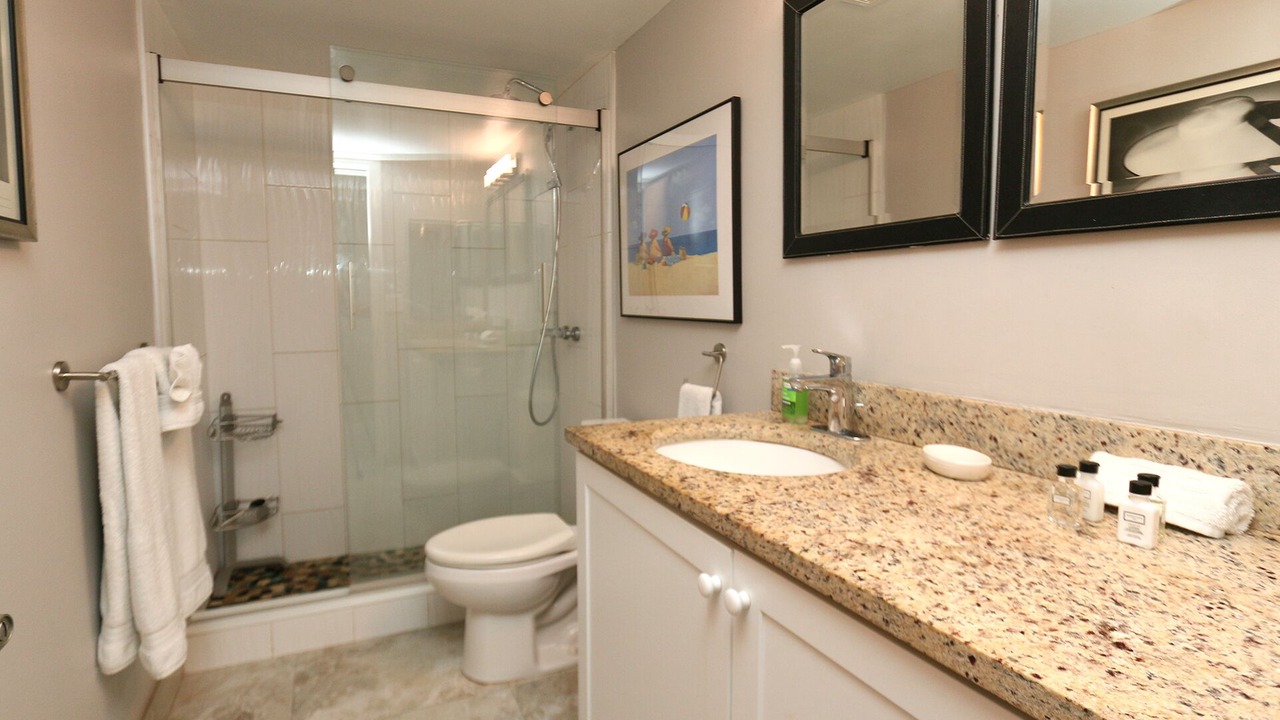 Photo of Bathroom in South Middle River