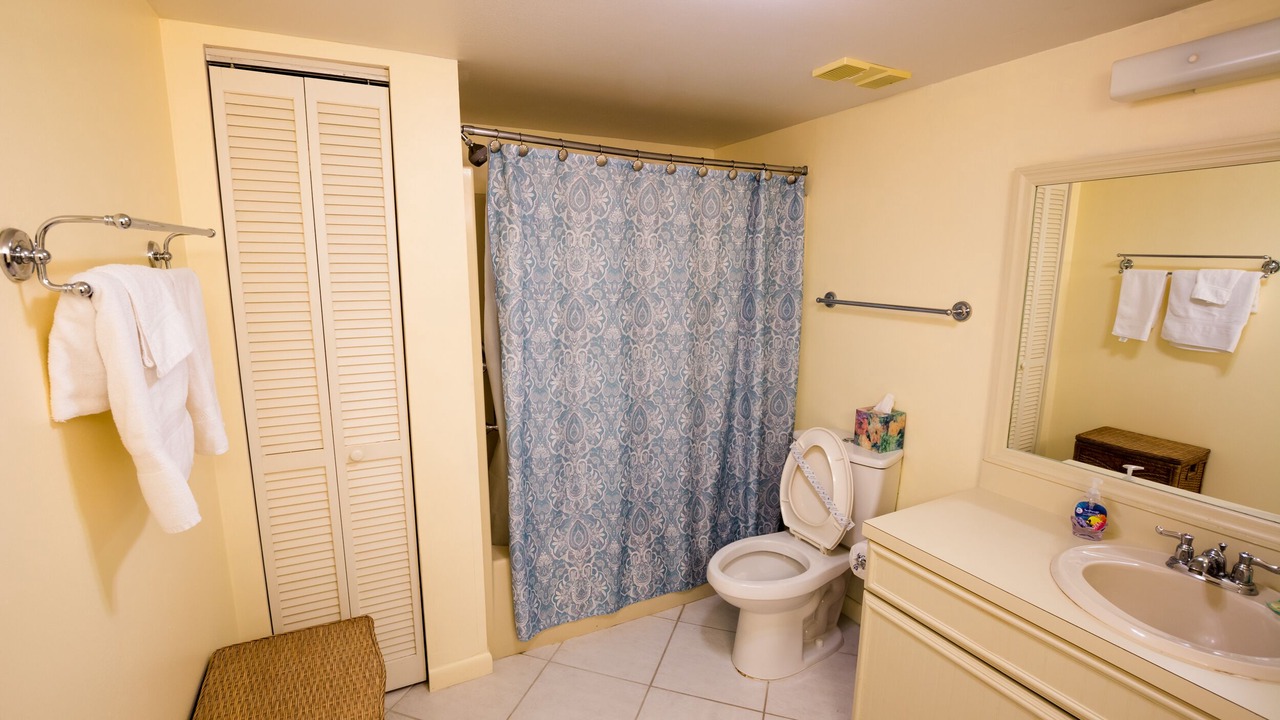 Photo of Bathroom in Indian Harbour Beach