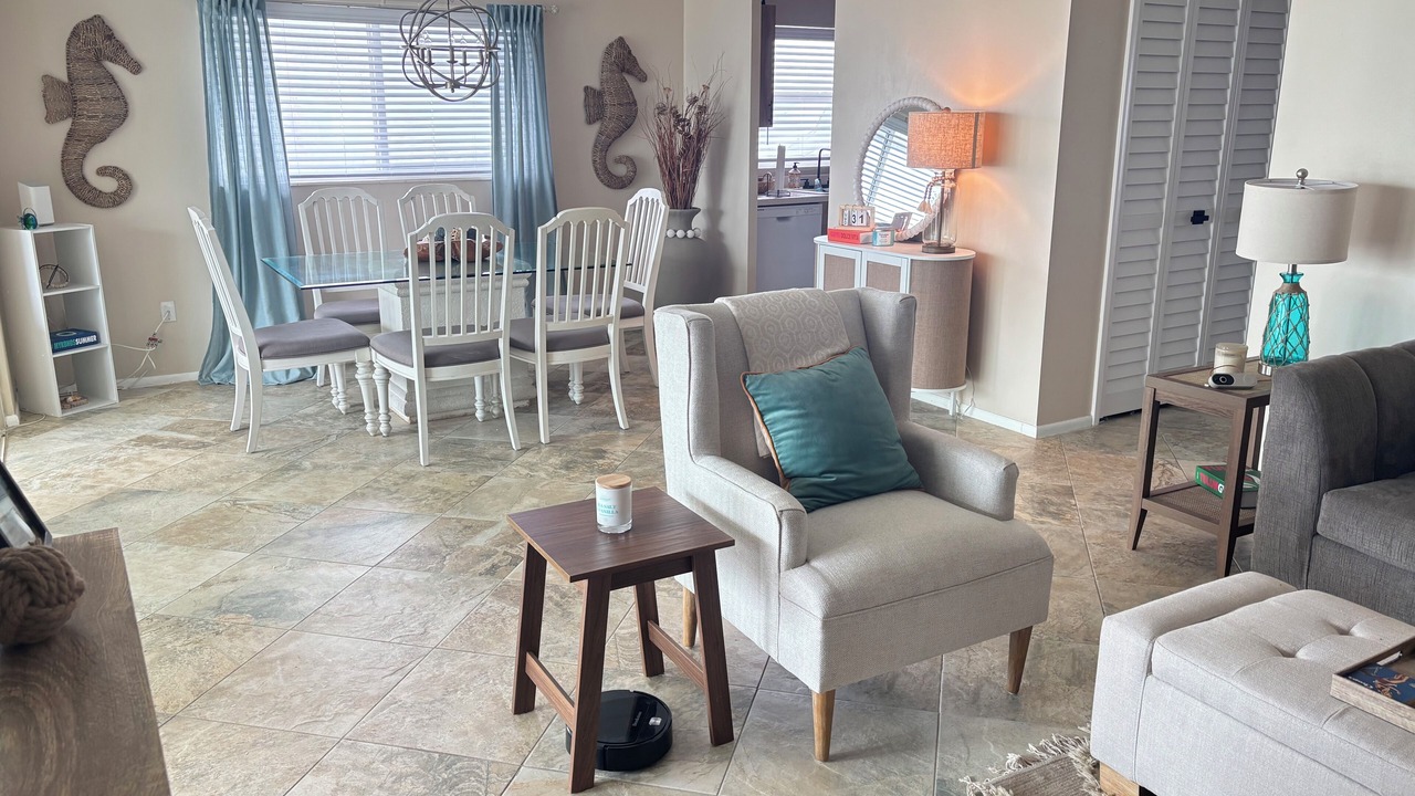Photo of Livingroom in Moorings