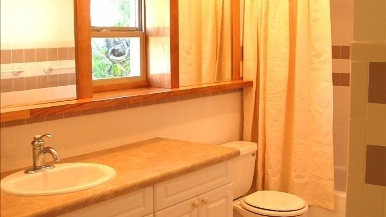 Photo of Bathroom in Bay Crest Park