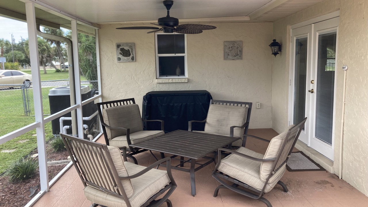 Photo of Patio Balcony in Laurel