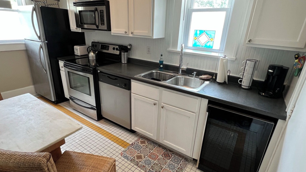 Photo of Kitchen in Crescent Lake