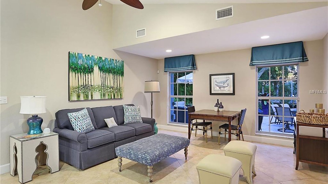 Photo of Livingroom in Siesta Key