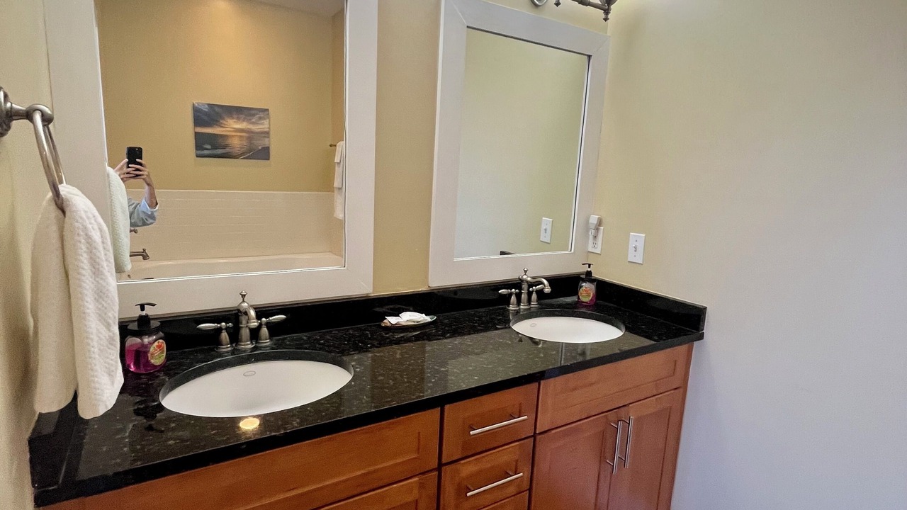 Photo of Bathroom in Historic Downtown Apalachicola