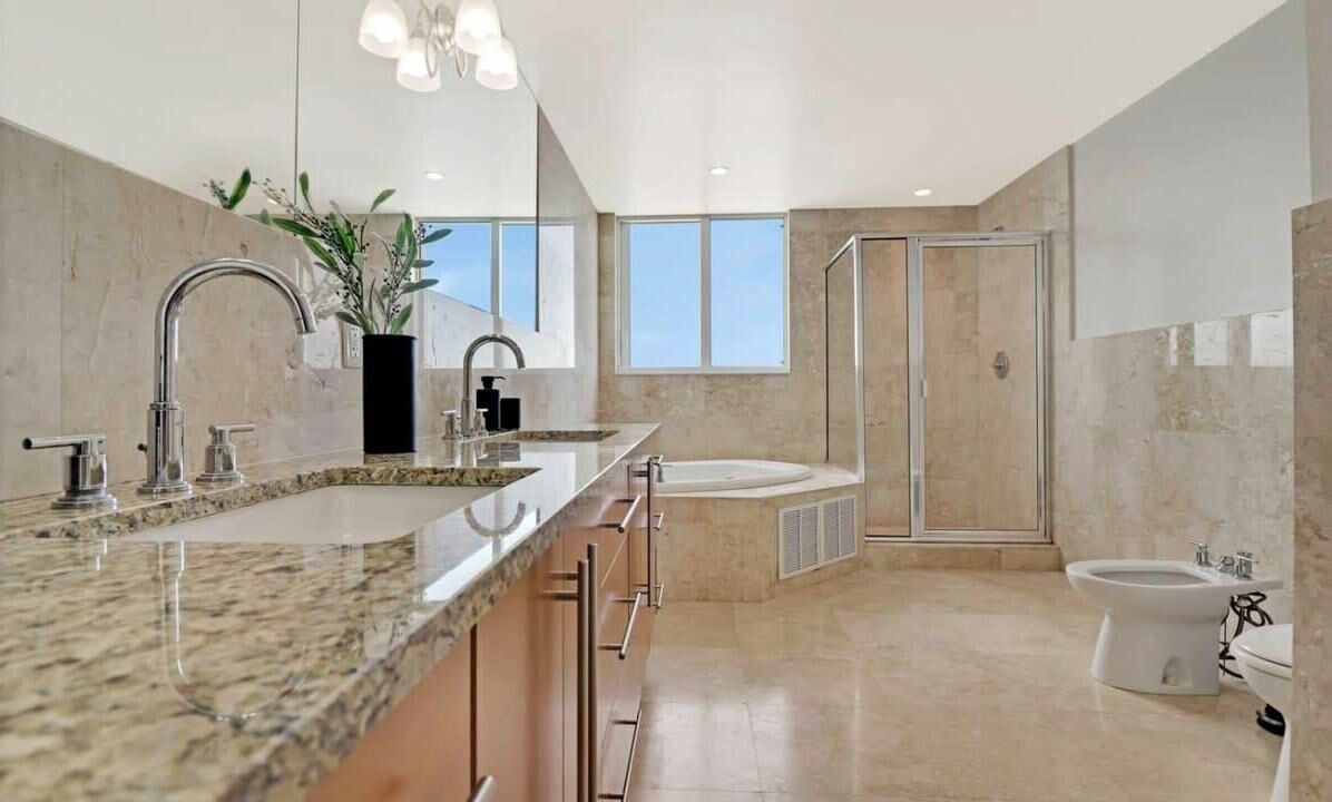 Photo of Bathroom in North Bay Village