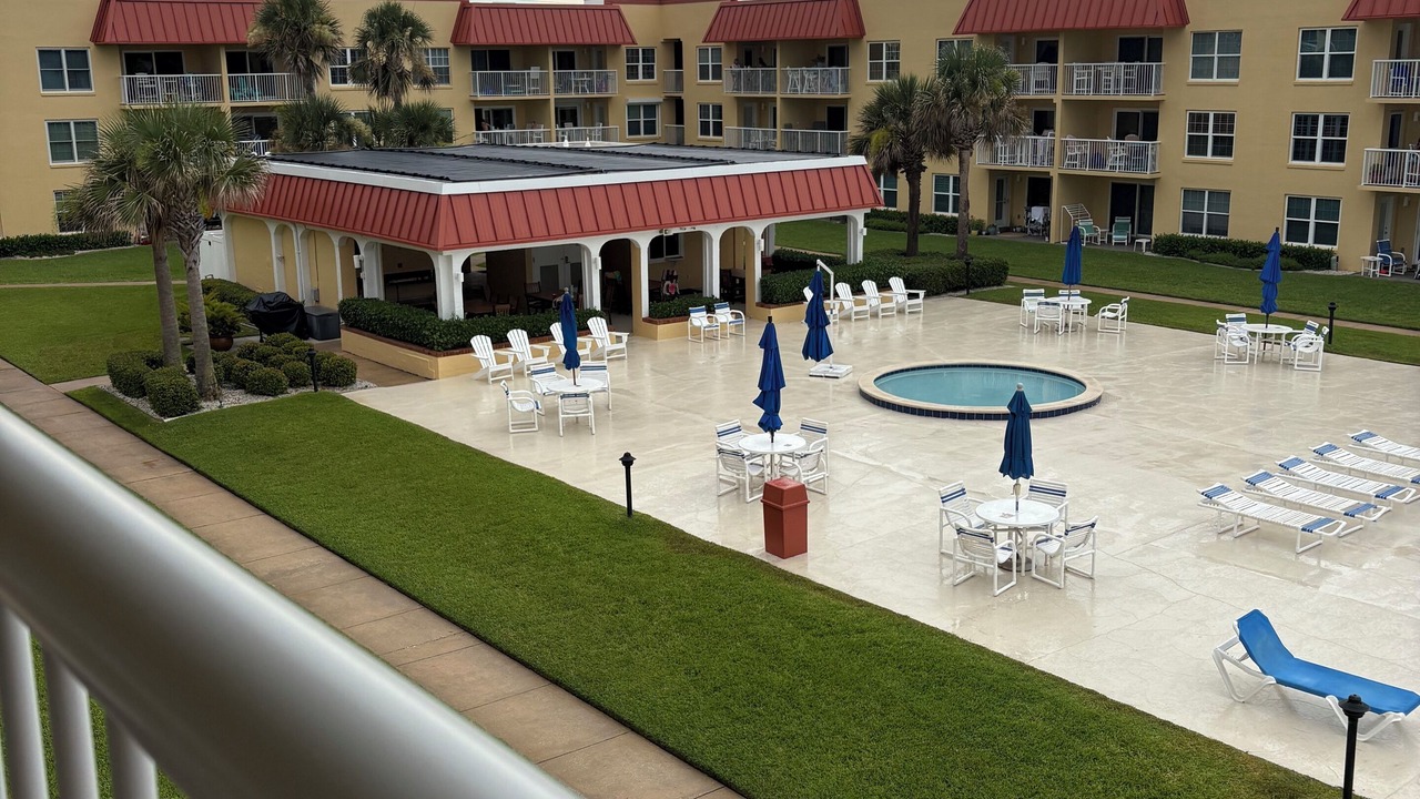 Photo of Patio Balcony in Point East
