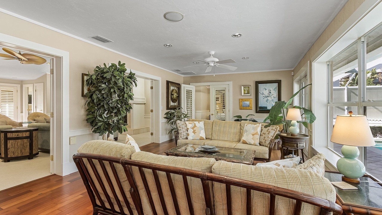 Photo of Livingroom in Old Naples
