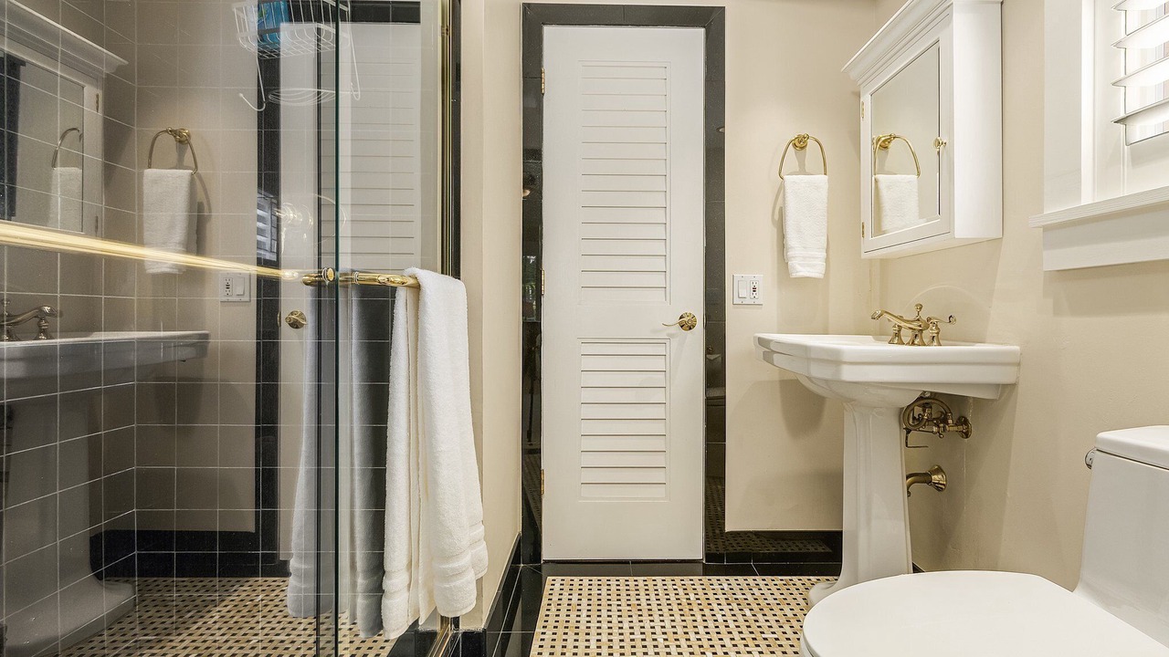 Photo of Bathroom in Old Naples