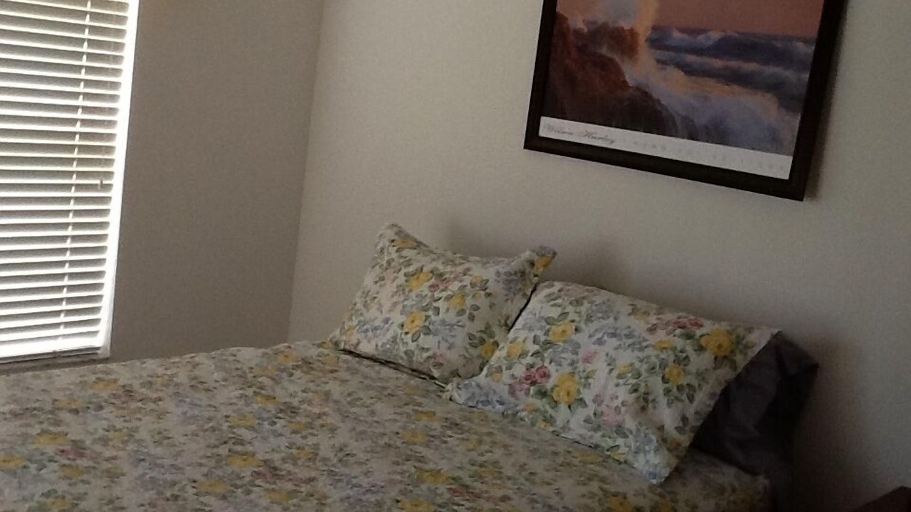 Photo of Bedroom in Sunset Pointe