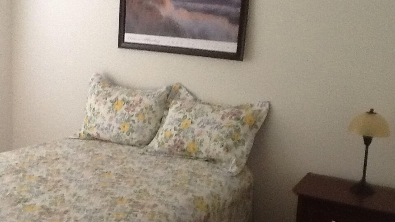 Photo of Bedroom in Sunset Pointe