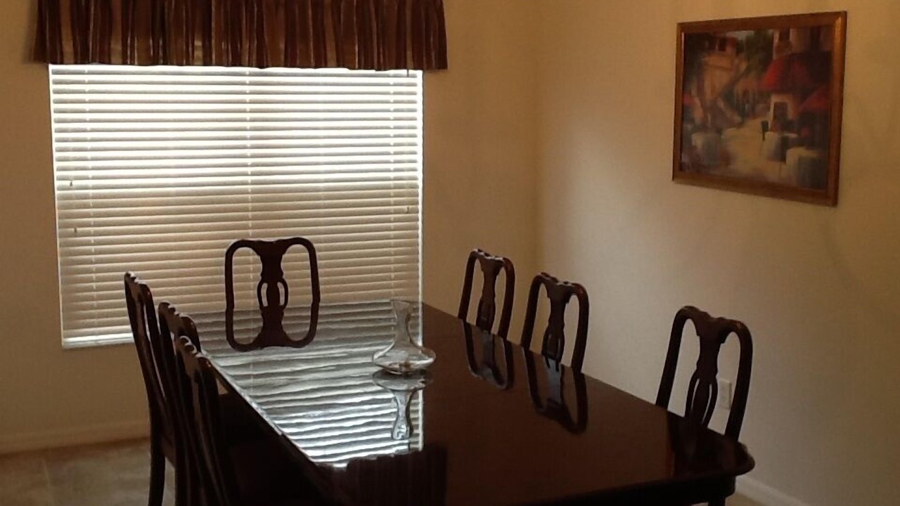 Photo of Bedroom in Sunset Pointe
