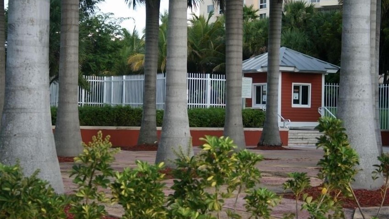Photo of Others in Key Biscayne