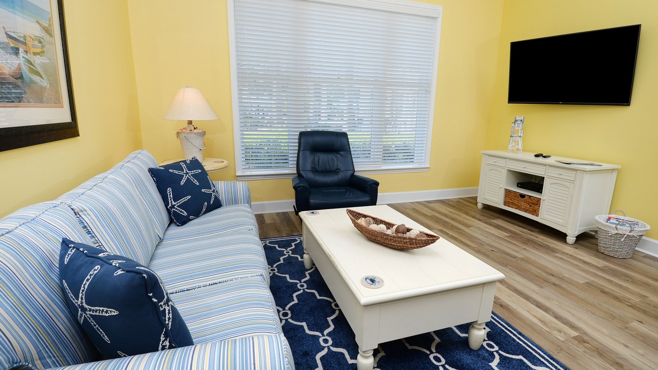 Photo of Bedroom in Upper Grand Lagoon