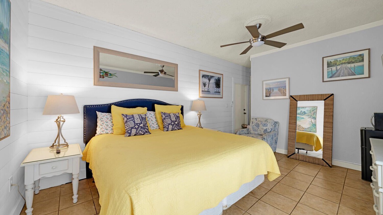 Photo of Bedroom in Clipper Cove
