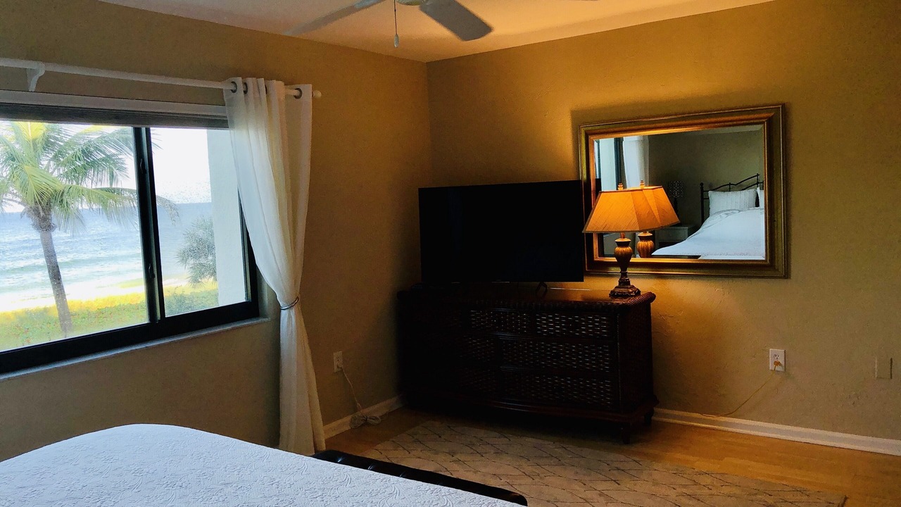 Photo of Bathroom in Vanderbilt Beach