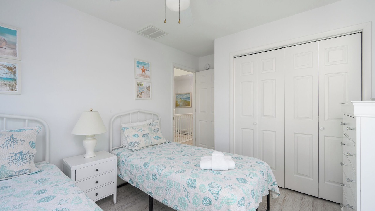 Photo of Bedroom in Oceanmarsh Subdivision