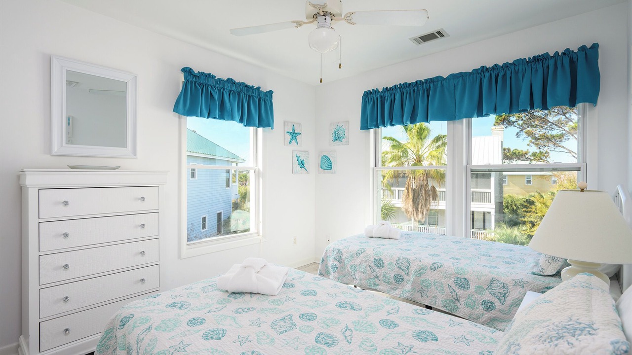 Photo of Bedroom in Oceanmarsh Subdivision