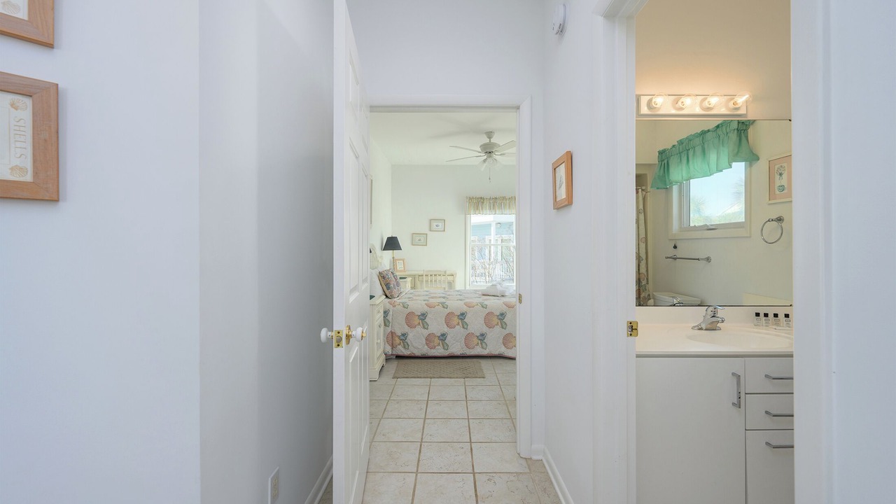 Photo of Bathroom in Oceanmarsh Subdivision