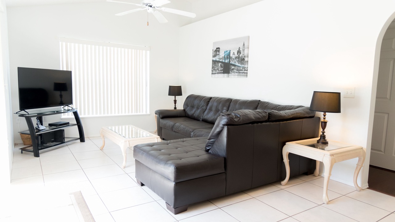 Photo of Livingroom in Sunridge Woods