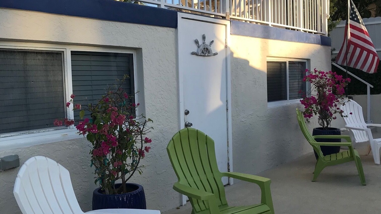 Photo of Patio Balcony in Blue Waters