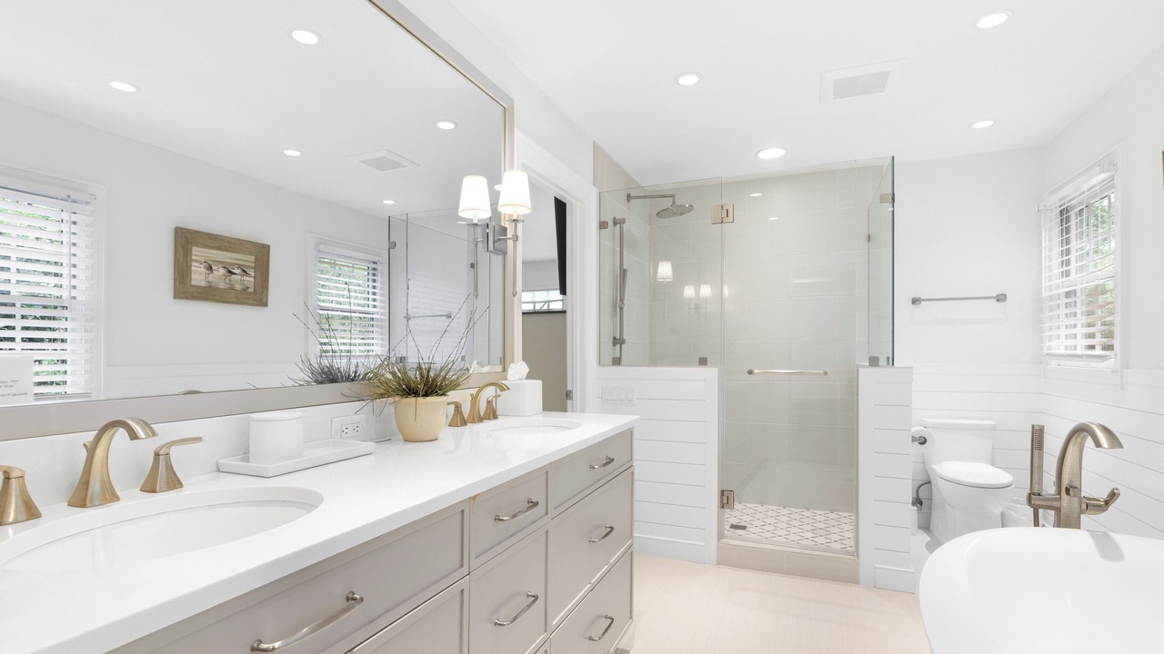 Photo of Bathroom in Sea Pines