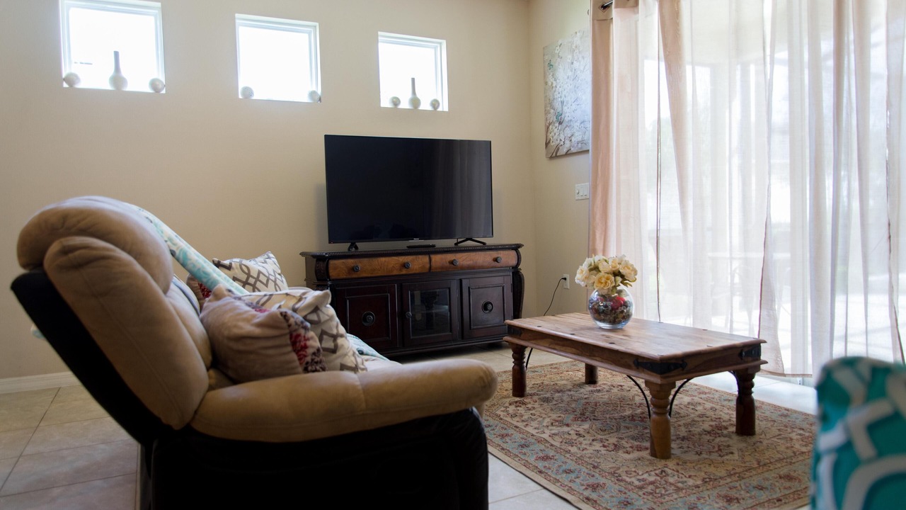 Photo of Livingroom in Trafalgar Village