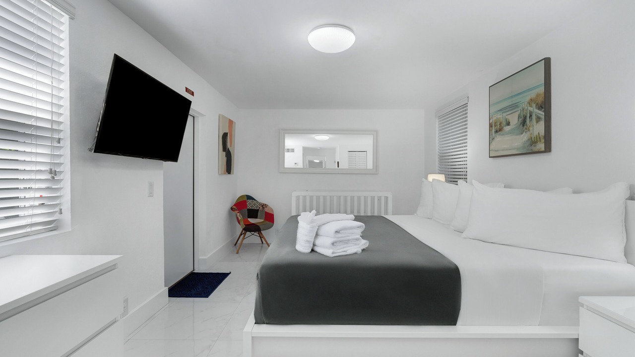 Photo of Bedroom in Royal Poinciana