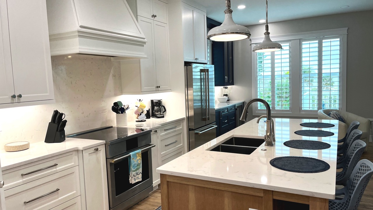 Photo of Kitchen in Mid Island